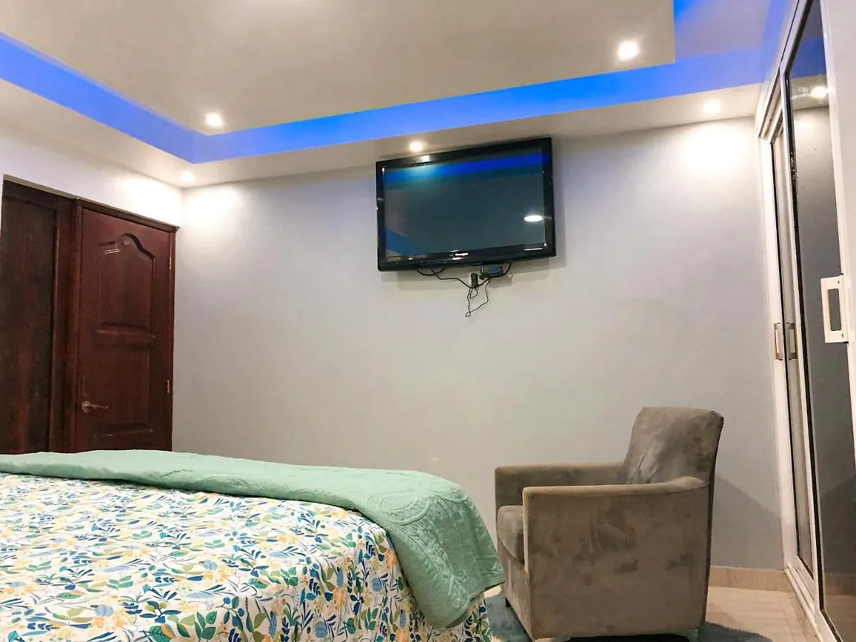 בית הארחה פוארטו פלטה Caribbean Hostal-Private Rooms In Down Town Pop